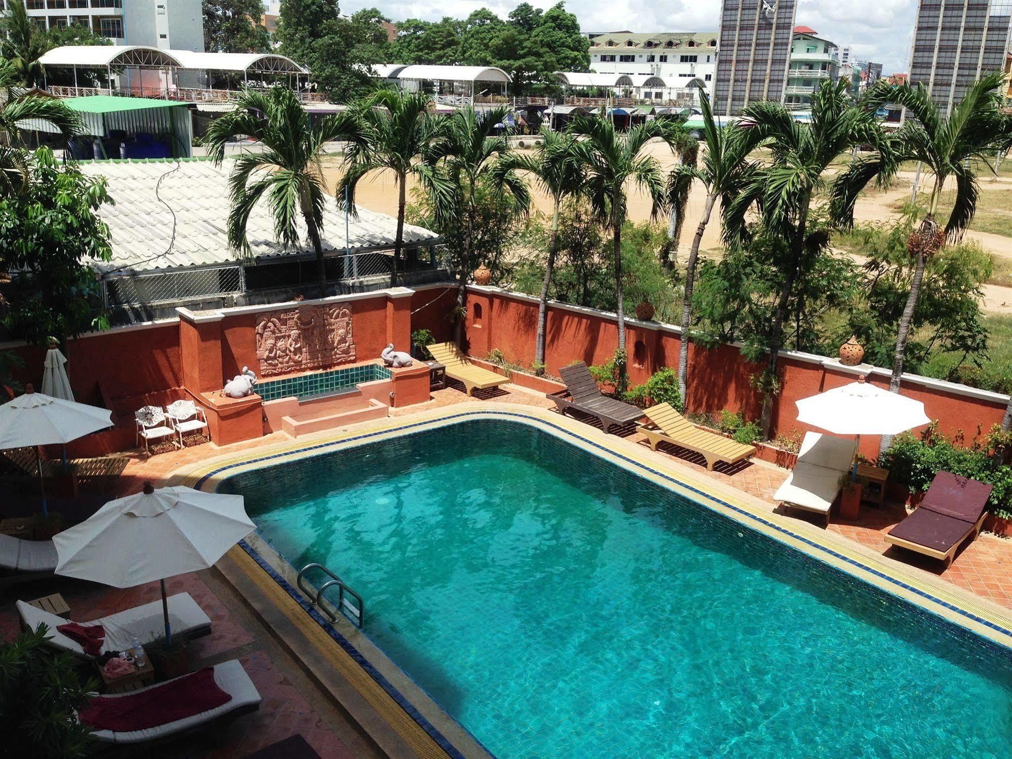 Skaw Beach Hotel Pattaya Luaran gambar