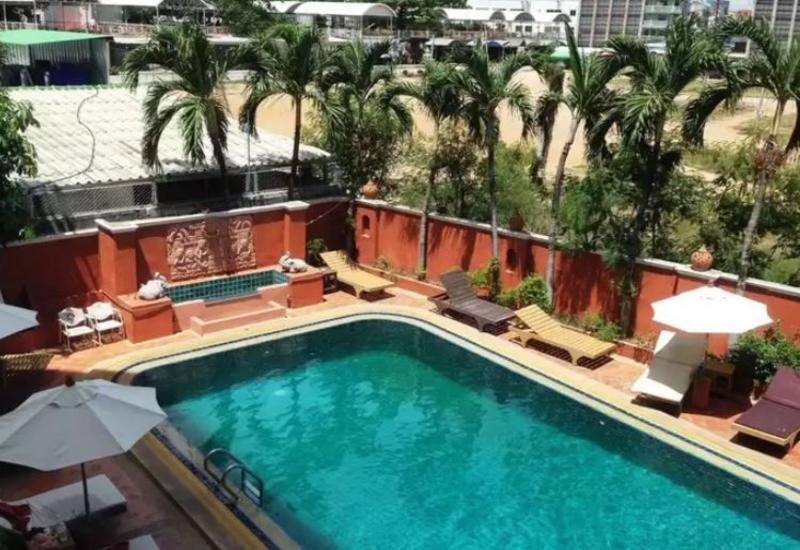 Skaw Beach Hotel Pattaya Luaran gambar